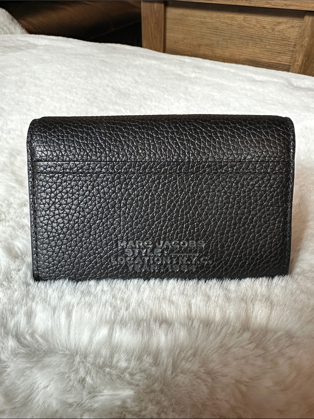 Marc Jacobs Black Textured Pebble Leather Compact Wallet